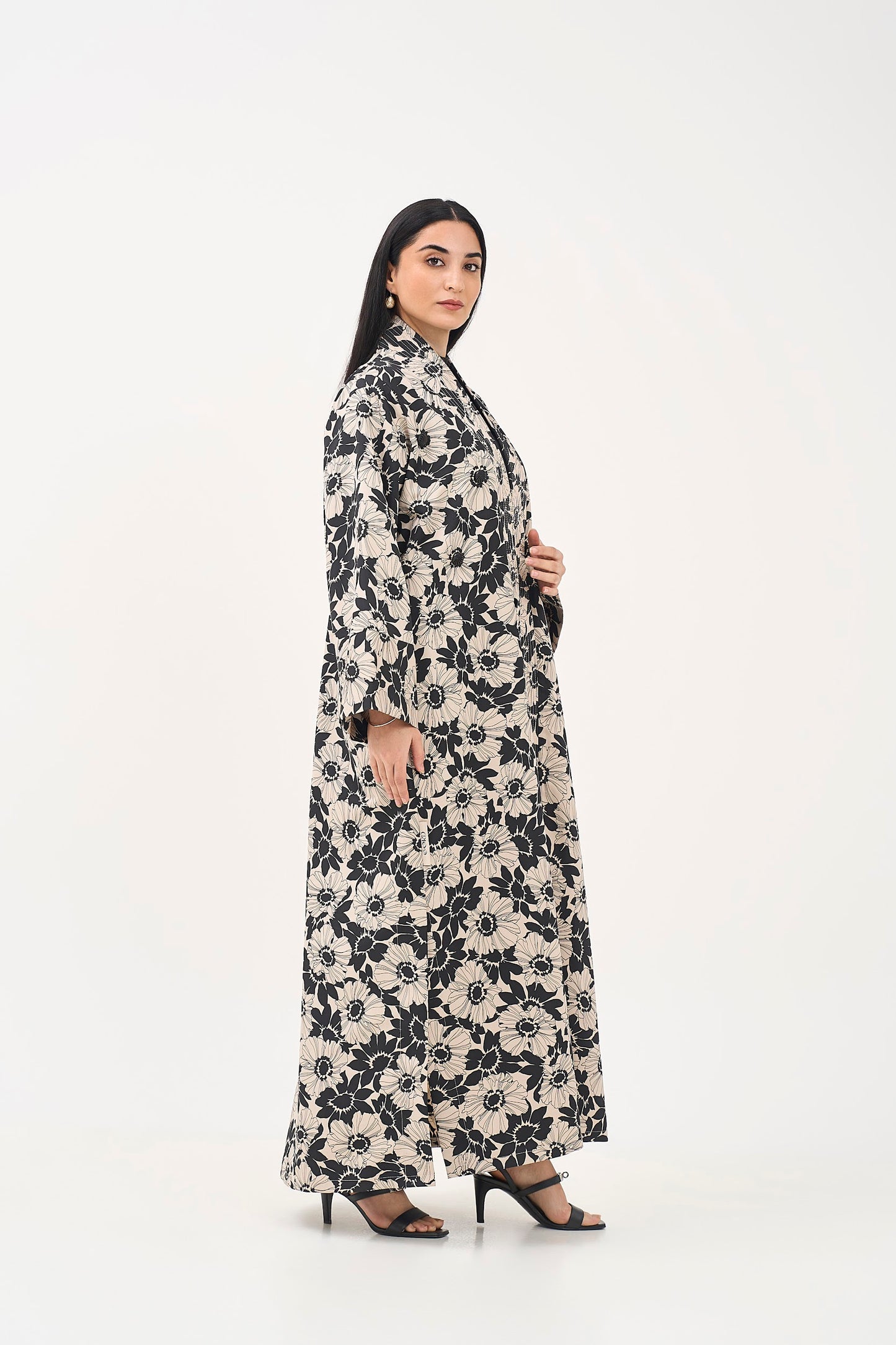 Monochrome Blossom Abaya