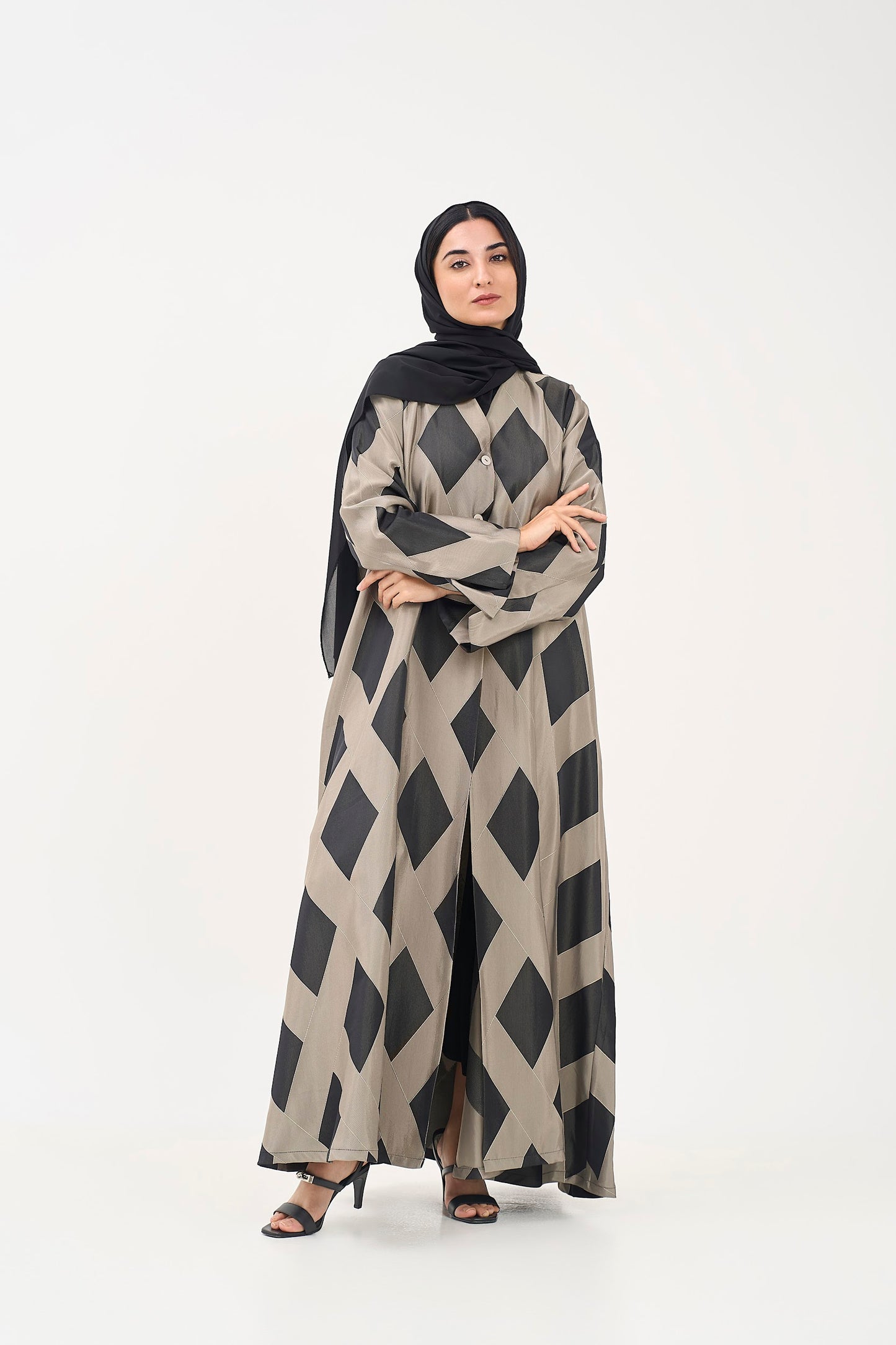 Rhythm Abaya
